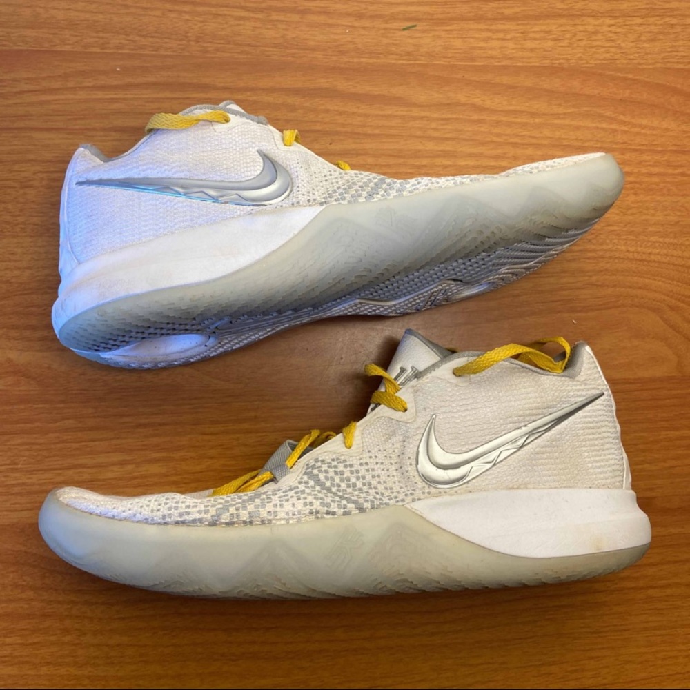 Kyrie Flytrap - image 2